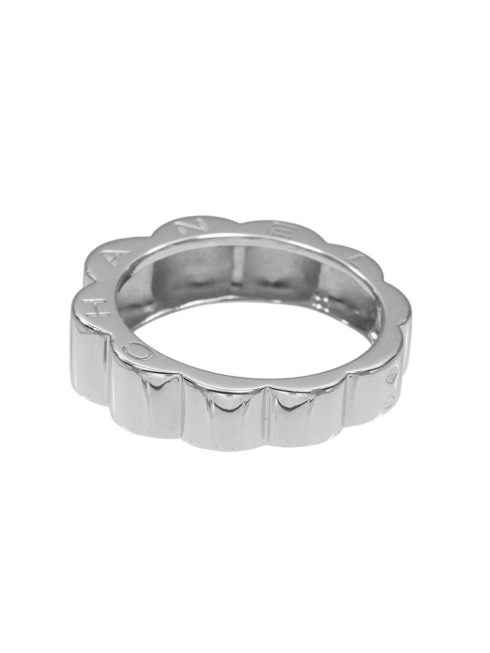 Chanel Profile Camellia White Gold Ring - Picture 8 of 11